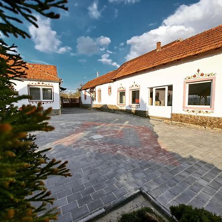 Pensiunea Turistica Retreat Belvedere Vadu Crisului Exteriér fotografie