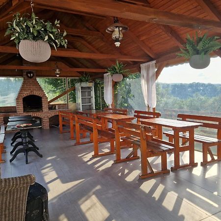 Pensiunea Turistica Retreat Belvedere Vadu Crisului Exteriér fotografie