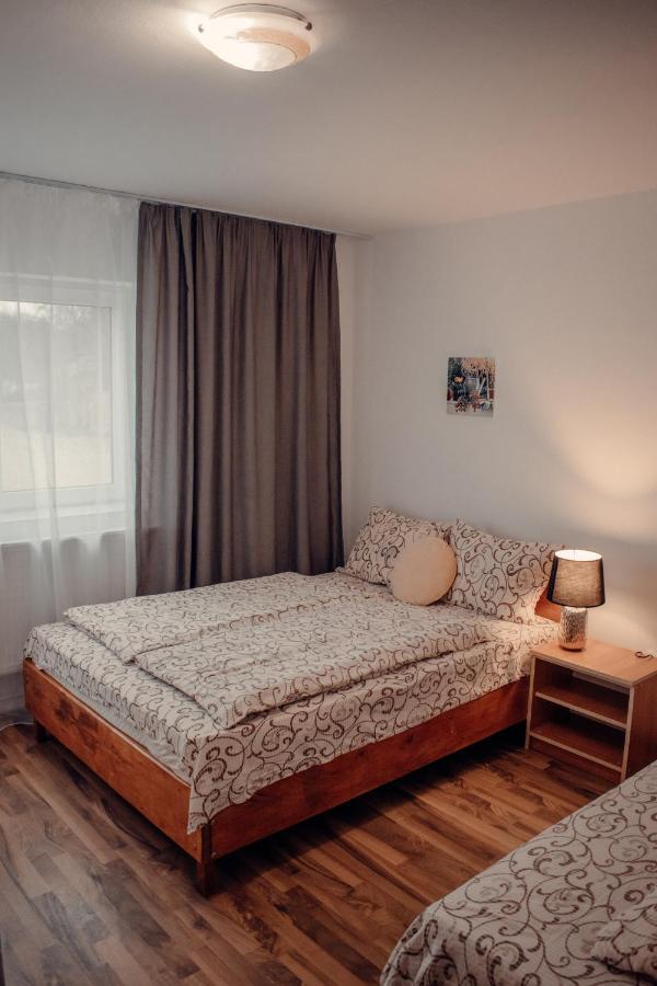 Pensiunea Turistica Retreat Belvedere Vadu Crisului Exteriér fotografie
