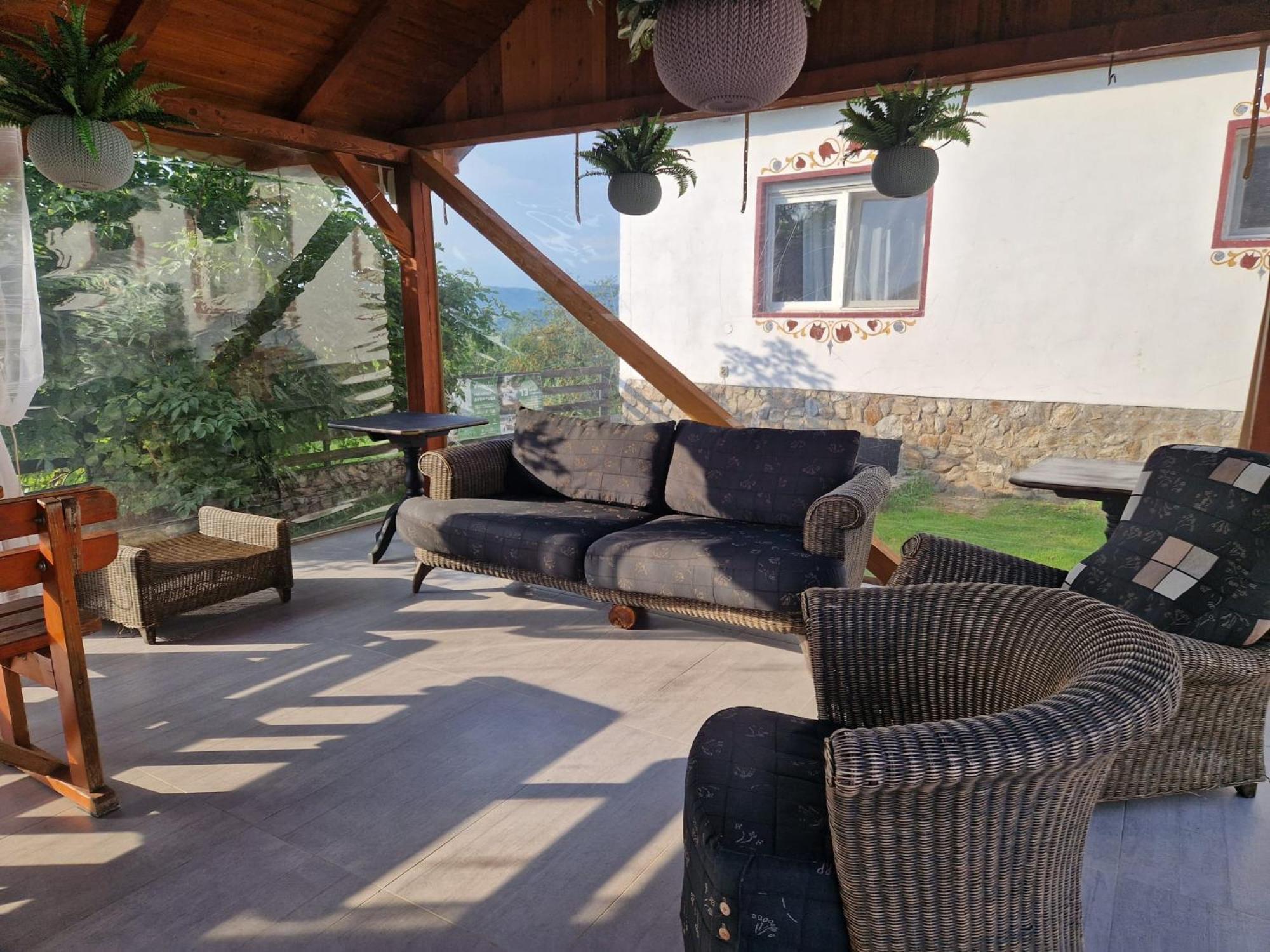 Pensiunea Turistica Retreat Belvedere Vadu Crisului Exteriér fotografie